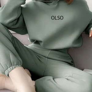 Matching Sage Sweatshirt & Sweatpants